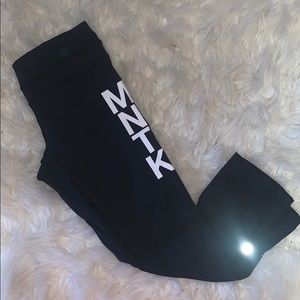 Lululemon leggings 19” long LIKE NEW